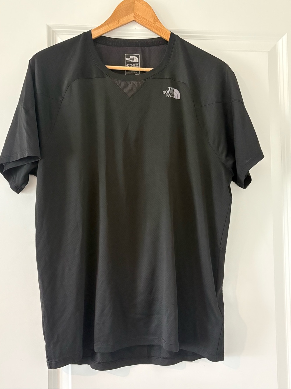 The North Face Men’s shirtFlight Series Performance Tee Athletic Shirt Large